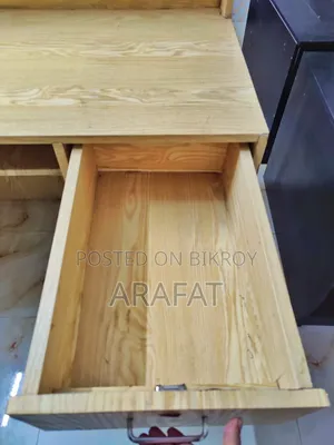 Table (Reception Table)