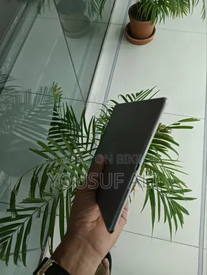 অ্যাপল আইপ্যাড এয়ার ২ ১২৮ জিবি গ্রে