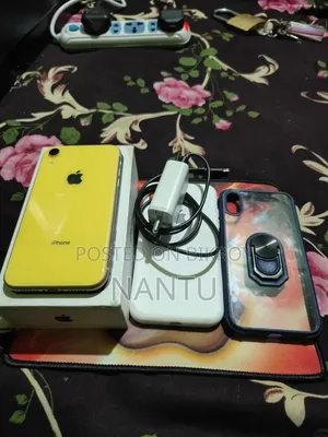 Apple iPhone XR 128 GB Yellow