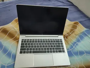 Laptop HP EliteBook 645 G9 8GB AMD Ryzen 5 SSD 512GB