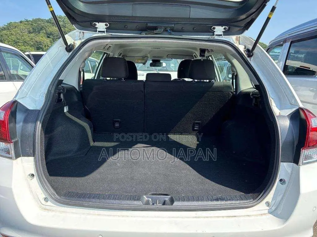Toyota Corolla Fielder 2021 White