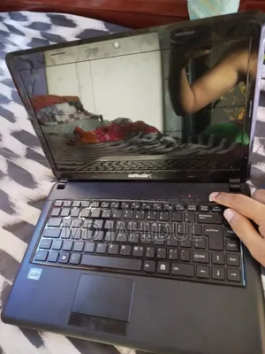 Laptop 4GB Intel Core i3 HDD 500GB