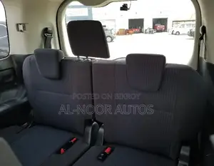 Toyota Noah 1.8 FWD Hybrid (7 seater) 2021 Silver
