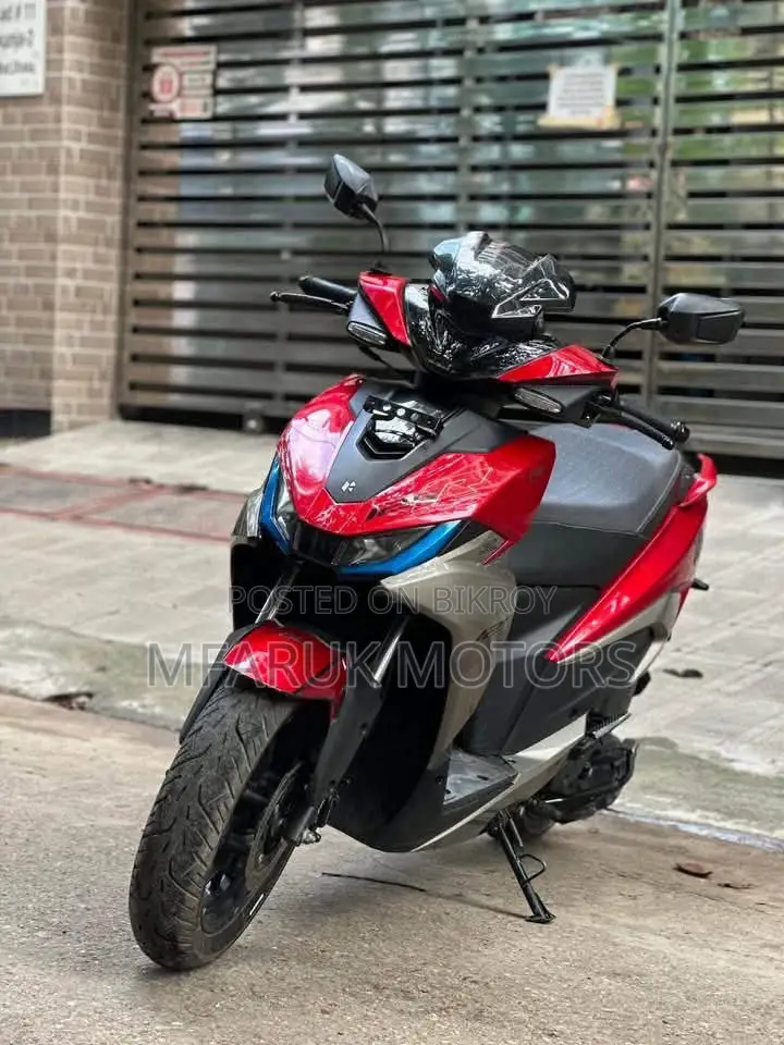 Hero Xoom 125 2026 Red