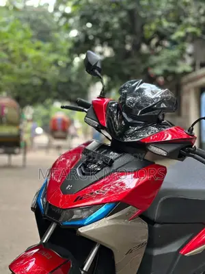 Hero Xoom 125 2026 Red