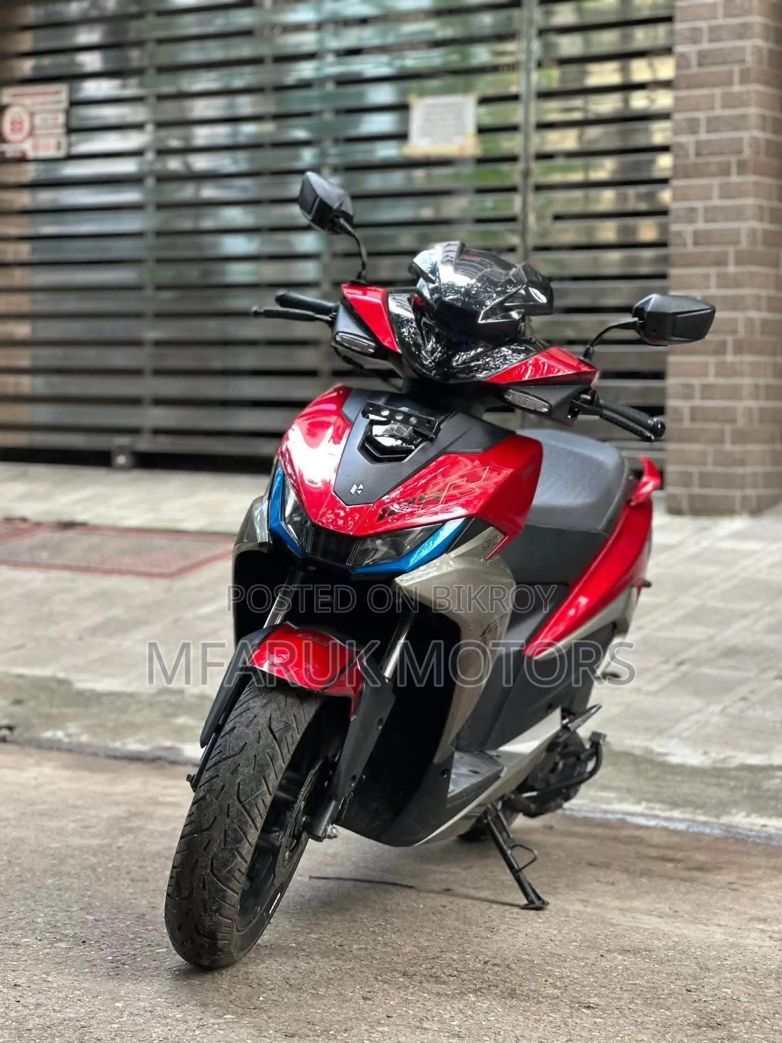 Hero Xoom 125 2026 Red