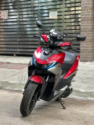 Hero Xoom 125 2026 Red