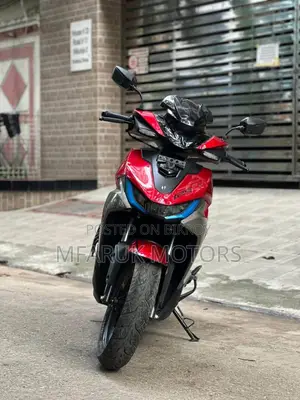 Hero Xoom 125 2026 Red