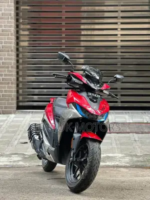 Hero Xoom 125 2026 Red