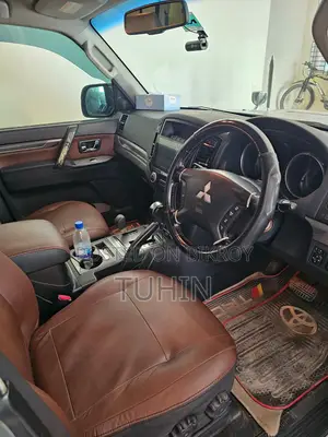 Mitsubishi Pajero Super Exceed 2006 Silver