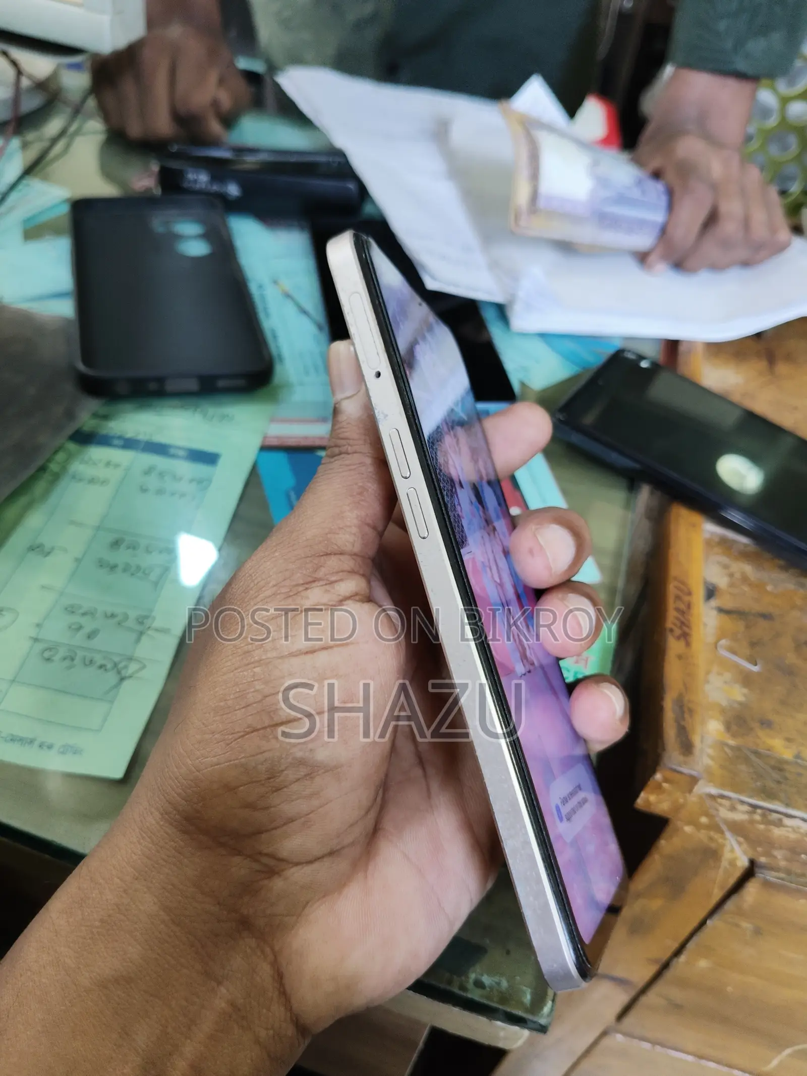 Oppo A77s 128 GB Yellow