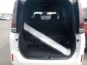টয়োটা এসকোয়ার ২০২১ পার্ল