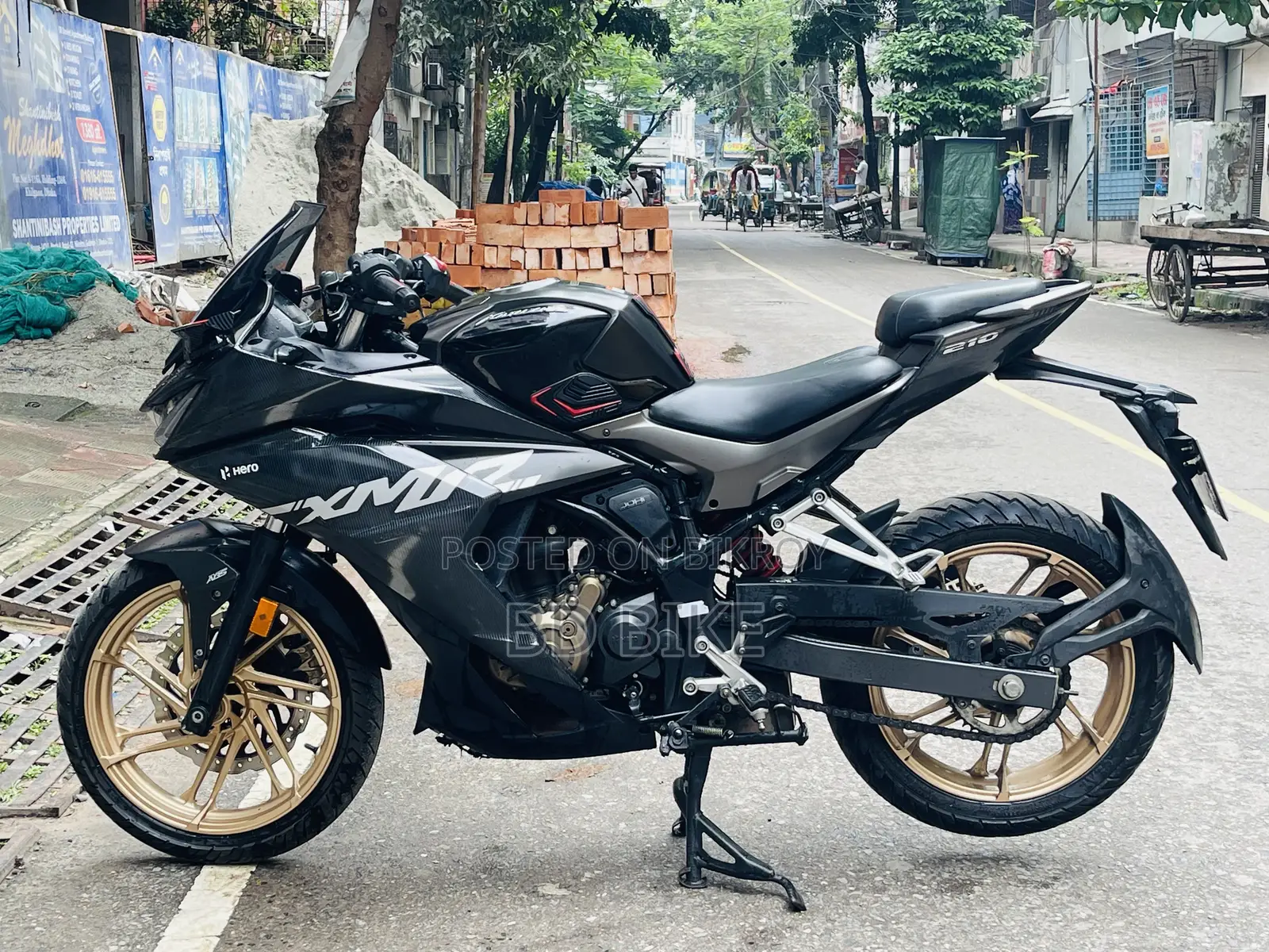 Hero Karizma XMR 210 2024 Black