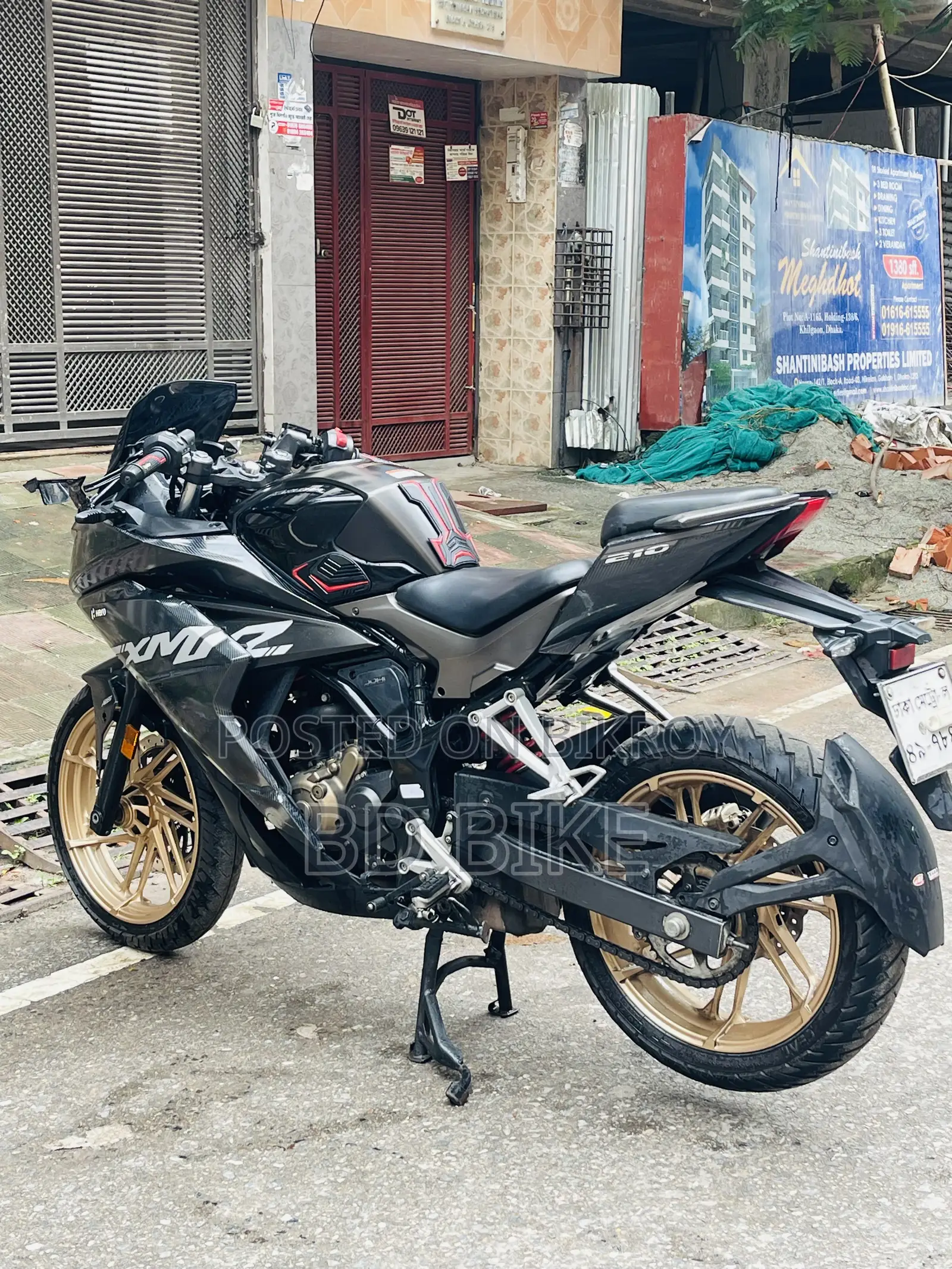 Hero Karizma XMR 210 2024 Black