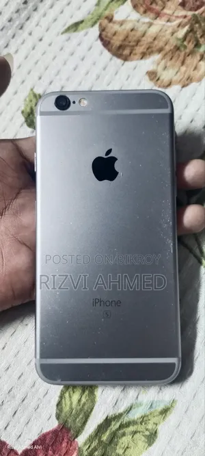 অ্যাপল আইফোন ৬এস ১২৮ জিবি সিলভার