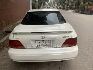 Toyota Vista 1994 White