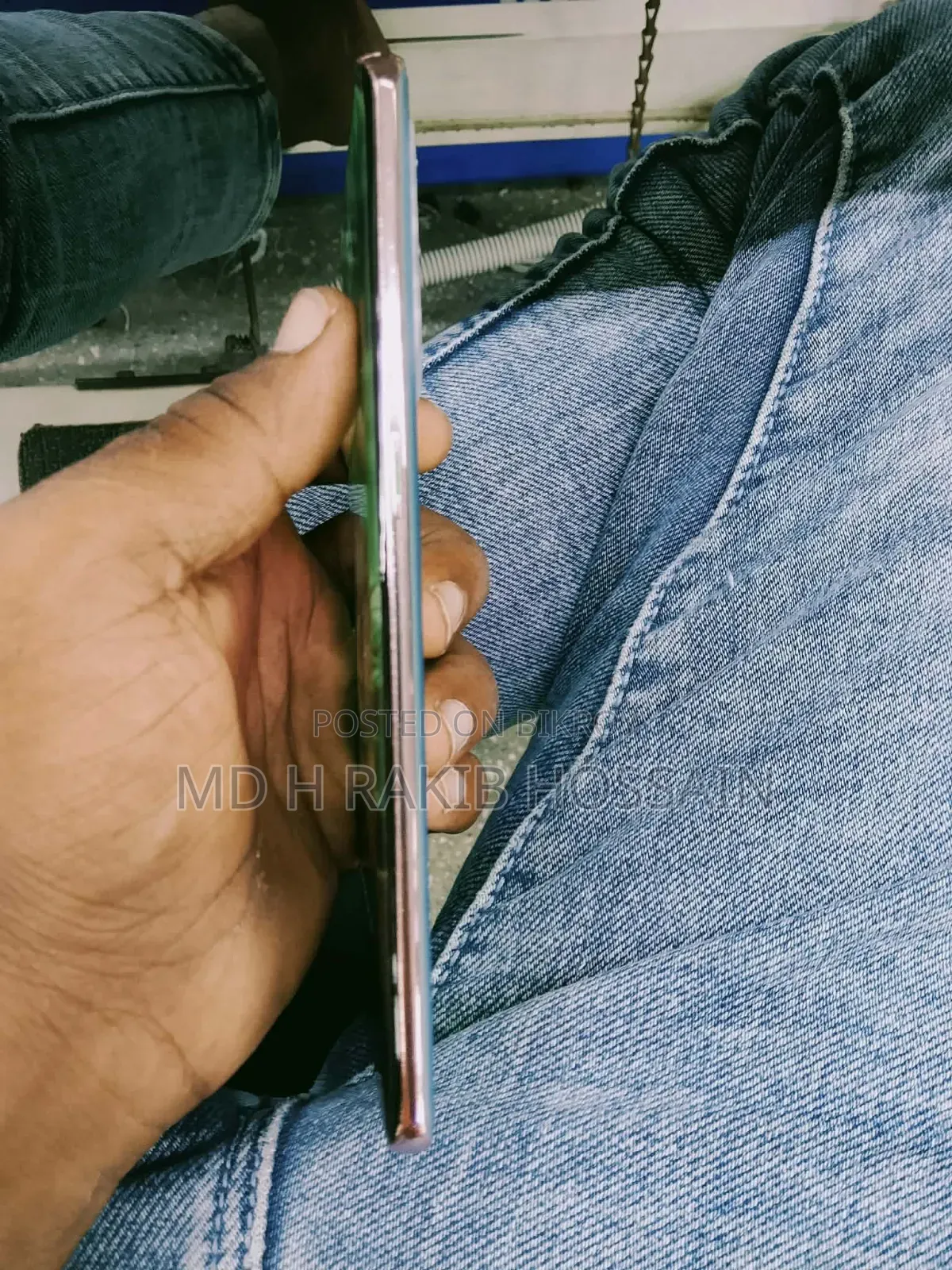 অপো রেনো৫ প্রো ৫জি ২৫৬ জিবি ব্রোঞ্জ
