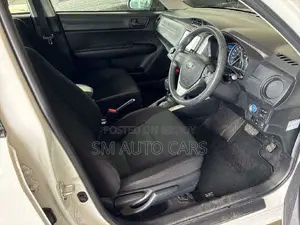 Toyota Corolla Fielder 2021 White