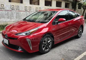 Toyota Prius 2019 Red