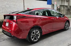 Toyota Prius 2019 Red