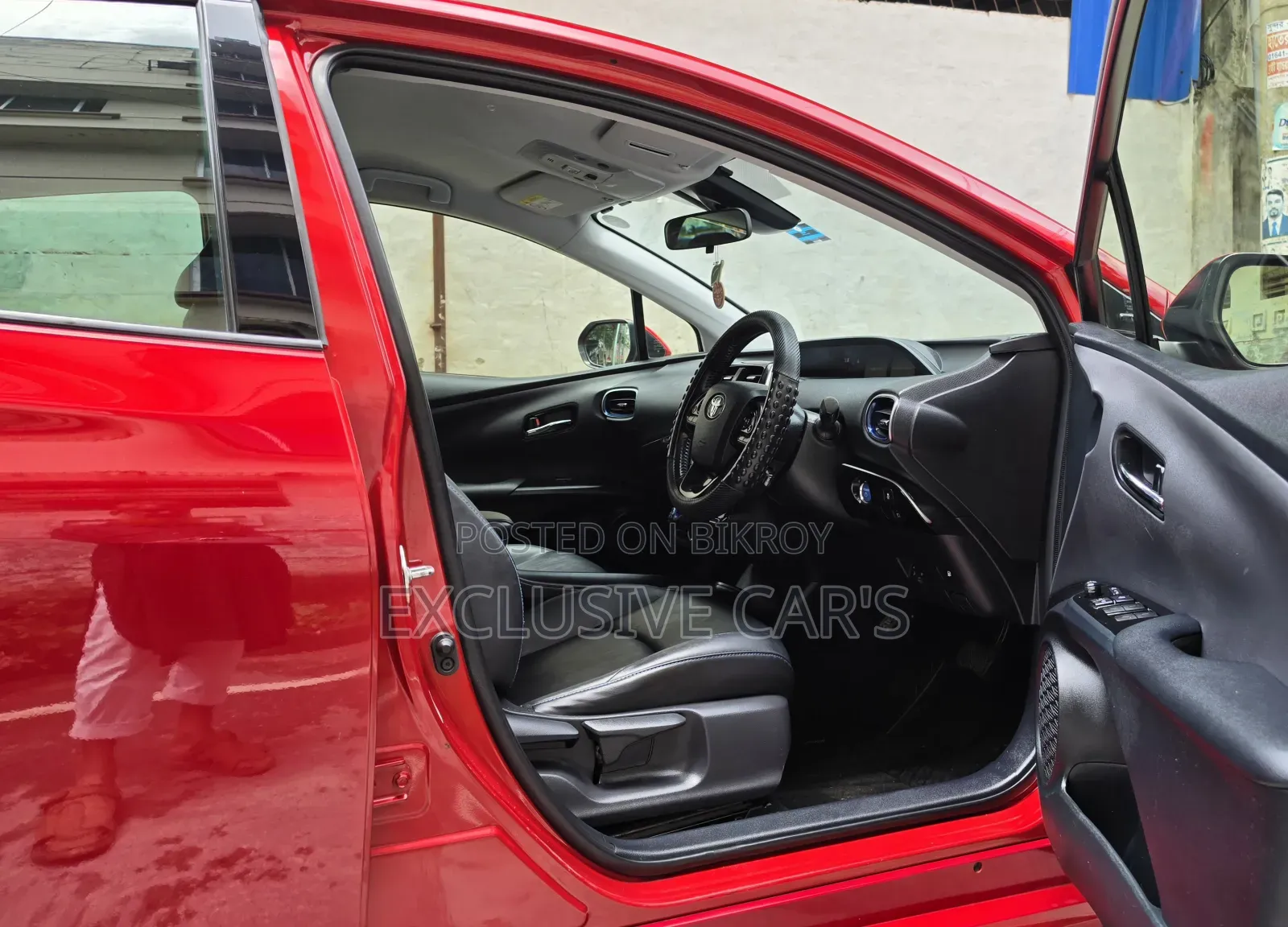 Toyota Prius 2019 Red