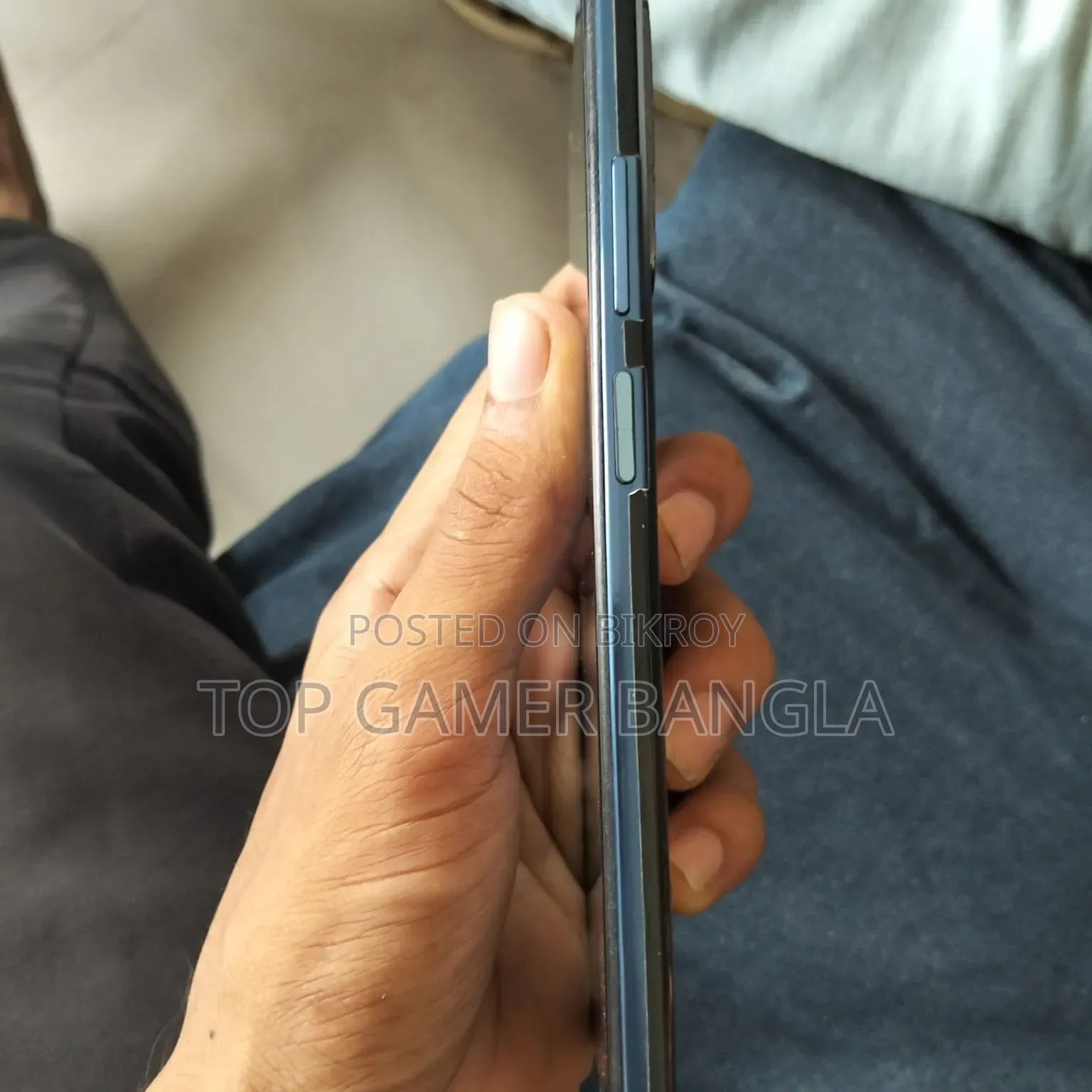 রিয়েলমি ১১ ১২৮ জিবি ব্লু