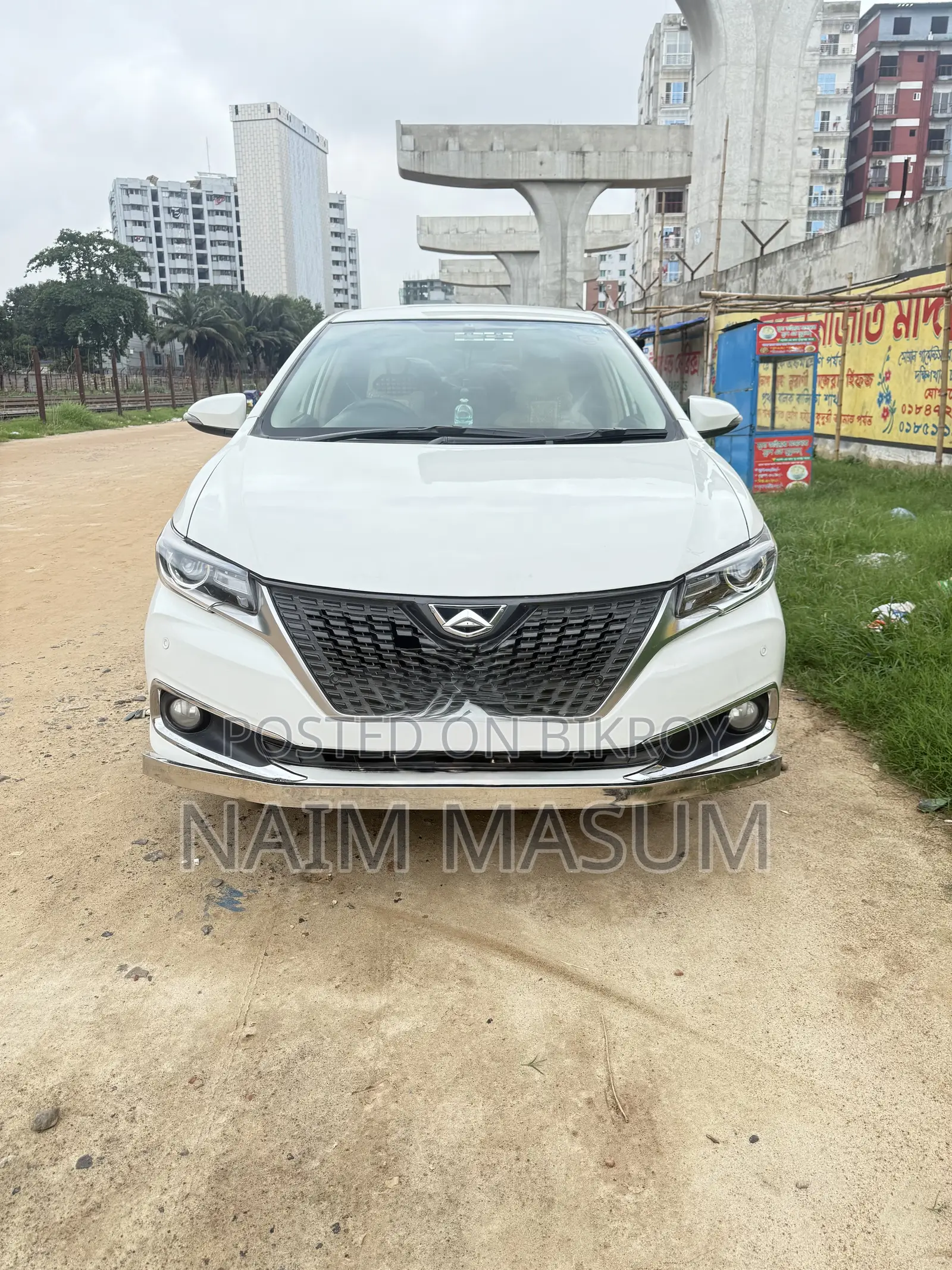 টয়োটা অ্যালিওন ২০১৫ পার্ল