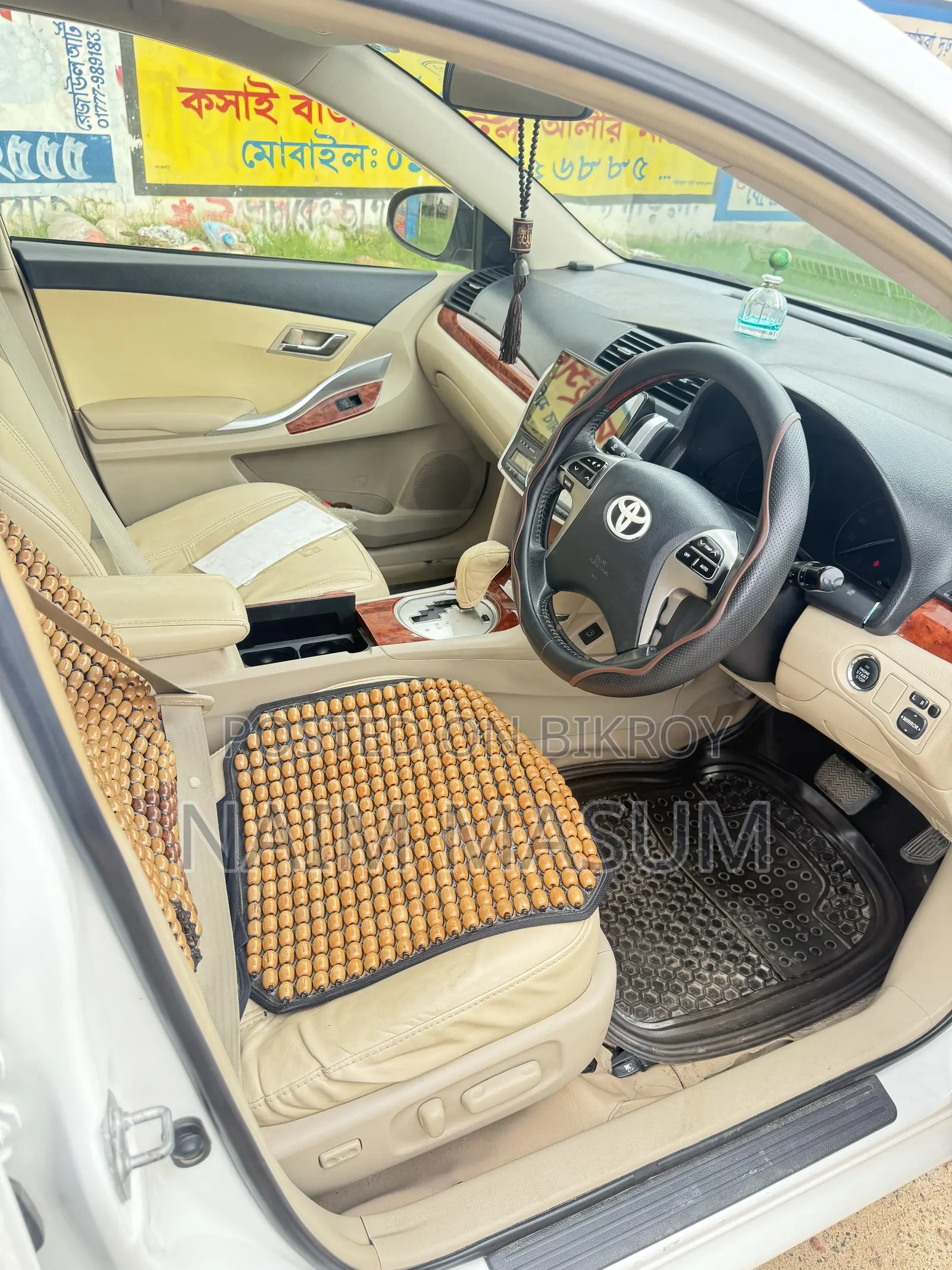 টয়োটা অ্যালিওন ২০১৫ পার্ল