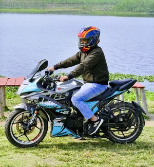 Suzuki Gixxer 2015