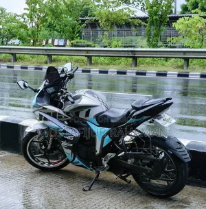 Suzuki Gixxer 2015