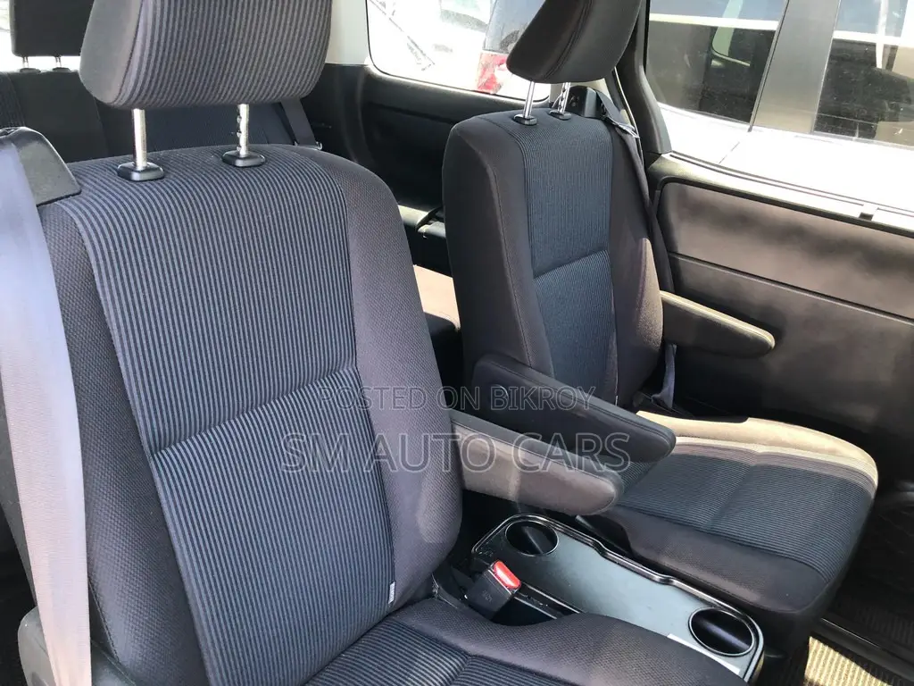 Toyota Noah 2021 Pearl