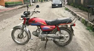 Honda 2009 Red