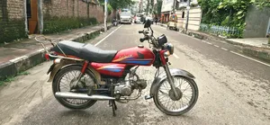 Honda 2009 Red