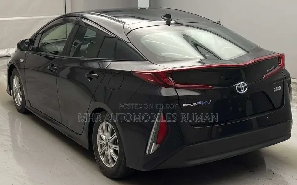 Toyota Prius 2022 Black