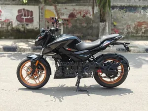 বাজাজ পালসার এনএস ১৬০ ২০২৪ কালো