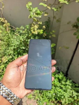 রিয়েলমি ১১ ১২৮ জিবি ব্লু