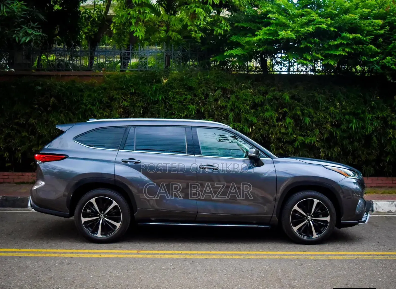 Toyota Highlander Platinum 2022 Gray