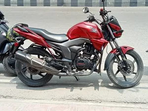 Honda CB 2018 Red