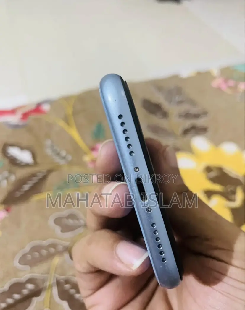 Apple iPhone XR 64 GB Blue