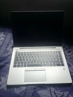 Laptop HP 14-dq2031tg 8GB Intel Core i5 SSD 256GB