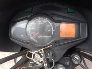 Hero Glamour 2021 Red