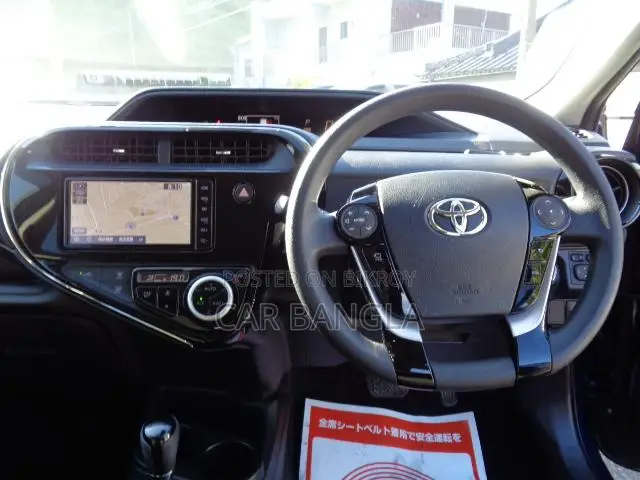 Toyota Aqua 2021 Blue
