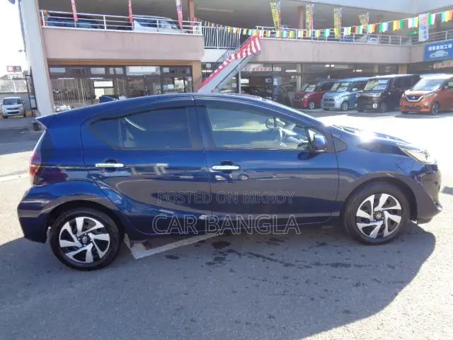 Toyota Aqua 2021 Blue