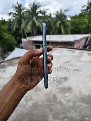 স্যামসাং গ্যালাক্সি এম৩৩ ৫জি ১২৮ জিবি সিলভার