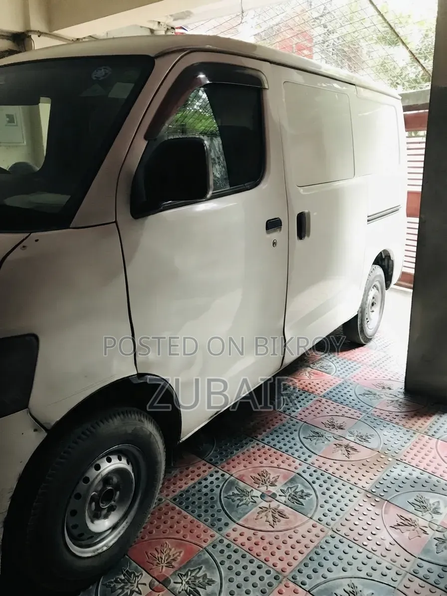 Toyota TownAce 2012 White