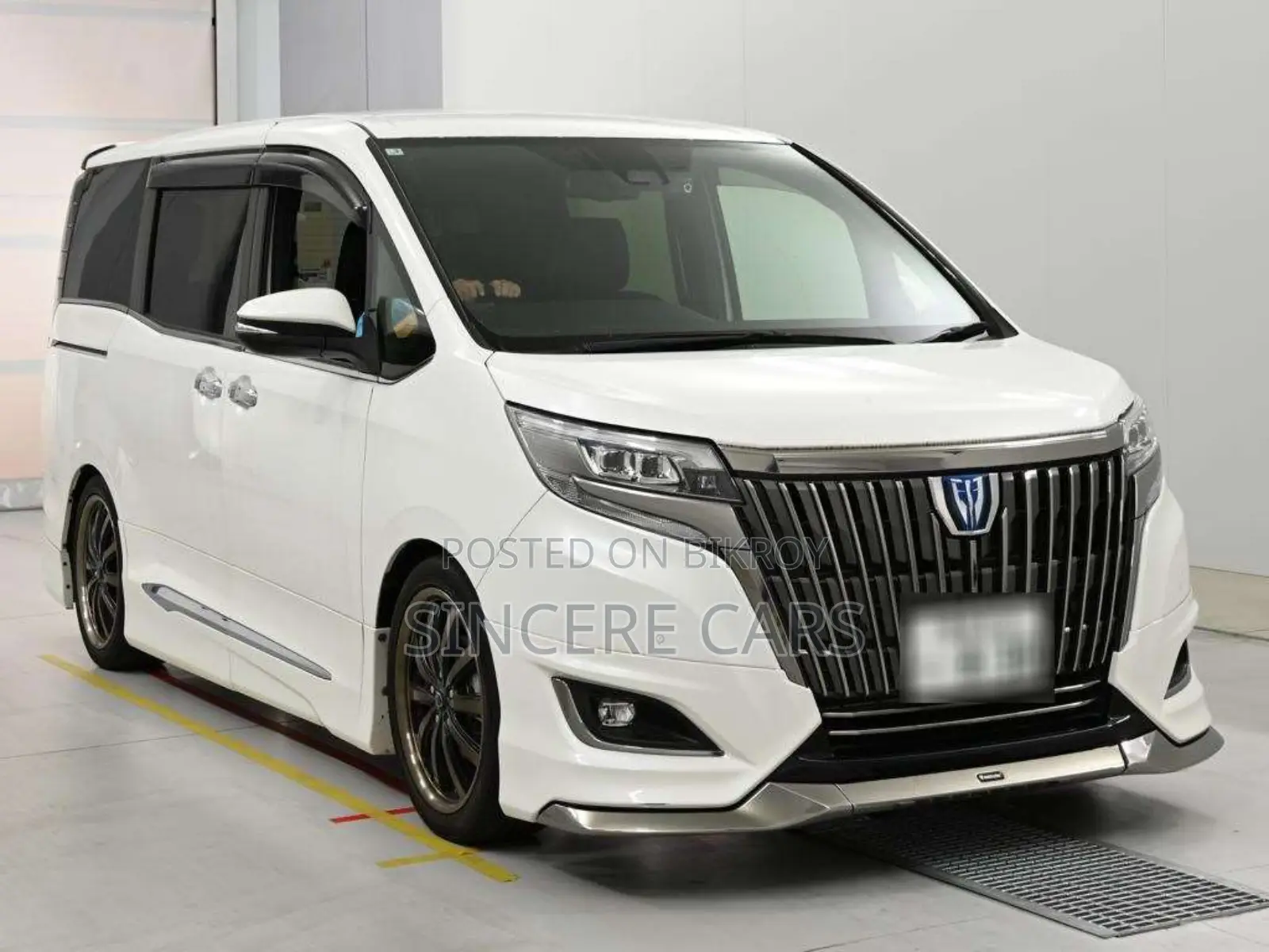 Toyota Esquire 2021 Pearl