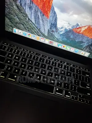 Laptop Apple MacBook Air 4GB Intel Core i5 SSD 128GB