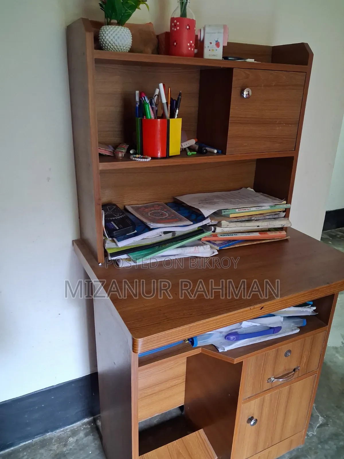 Reading Table