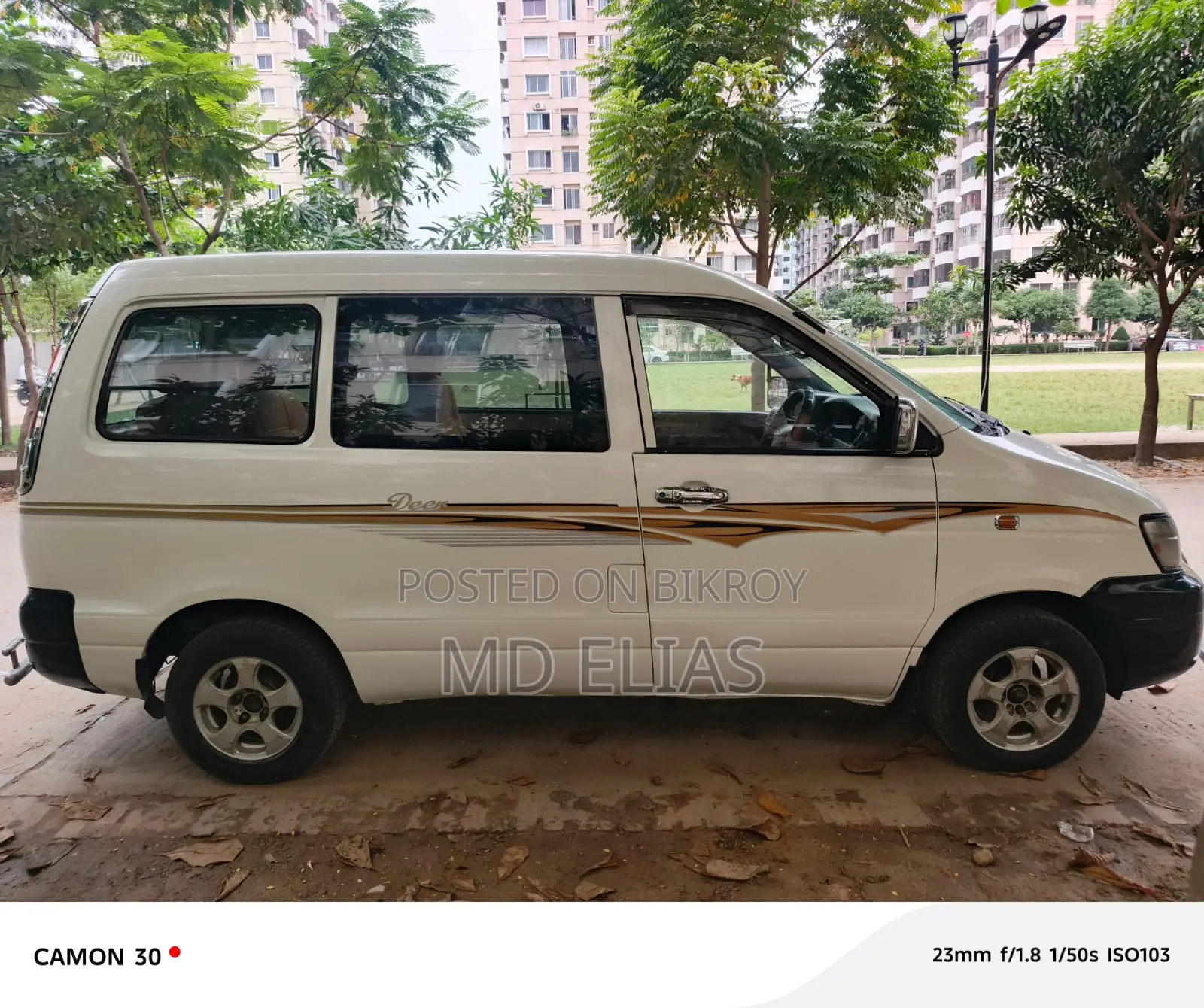Toyota Noah 2.0 Four Wheel Drive (8 Seater) 2003 White