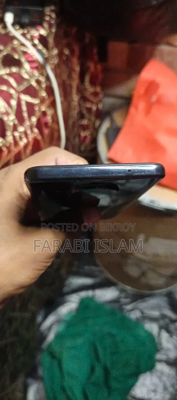 নোকিয়া ৮ ভি ৫জি ইউডব্লিউ ৬৪ জিবি কালো